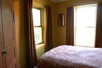 La Conciergerie Guesthouse Montreal