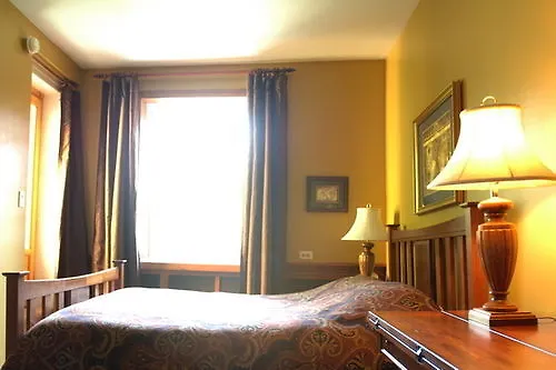La Conciergerie Guesthouse Montreal Inn