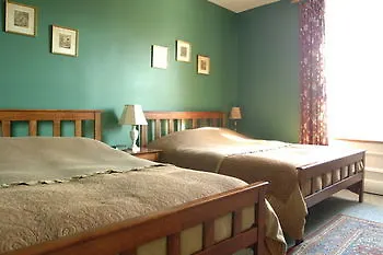 Inn La Conciergerie Guesthouse Montreal