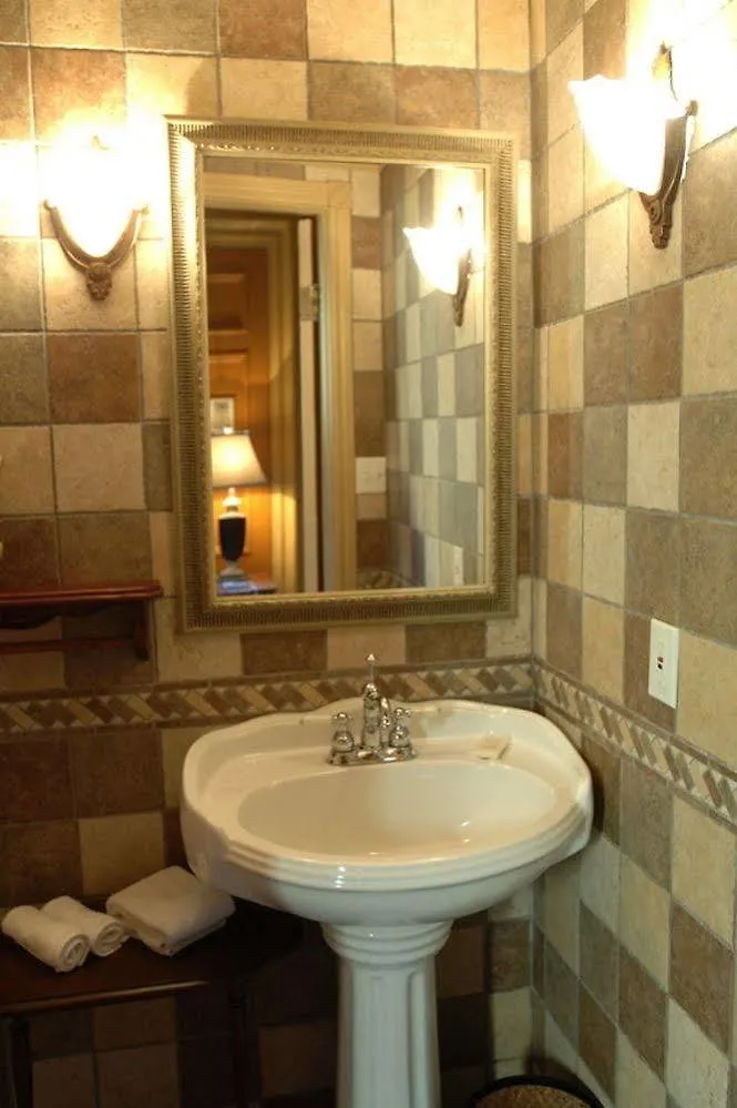 La Conciergerie Guesthouse Montreal Canada