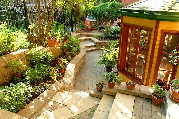La Conciergerie Guesthouse Montreal 3*,