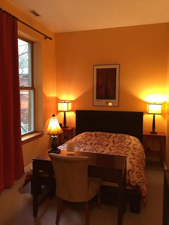 La Conciergerie Guesthouse Montreal