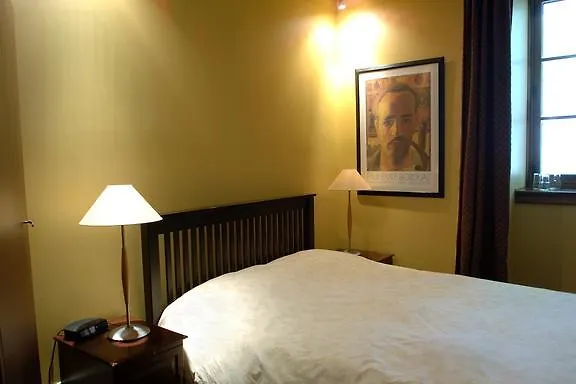 La Conciergerie Guesthouse Montreal