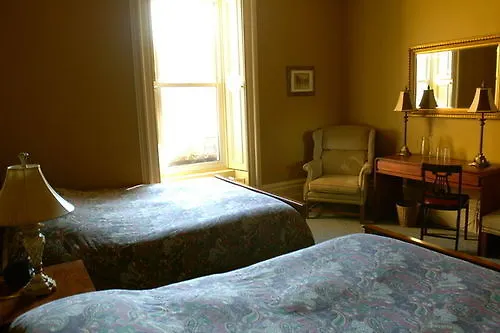 La Conciergerie Guesthouse Montreal Inn